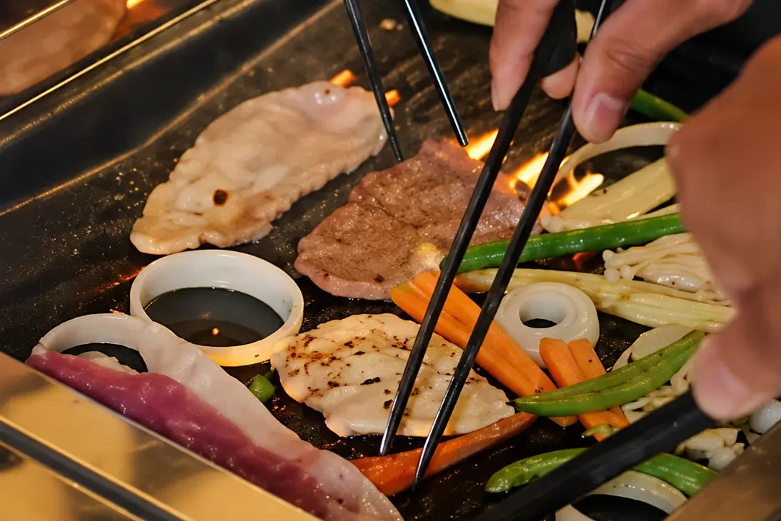 5 Reasons to Choose a Grill Restaurant Ubud for Your Next Night Out with Friends